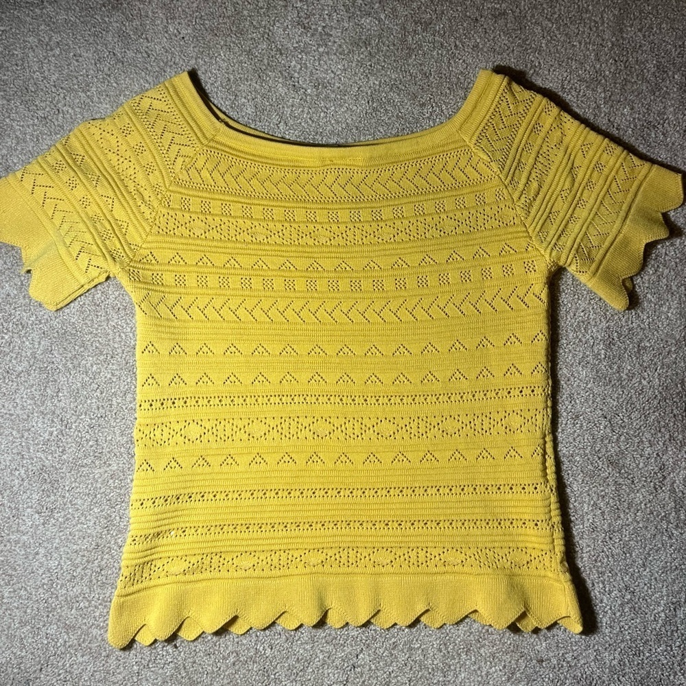 Francesca Yellow Pattern Top Size Small - Picture 5 of 7